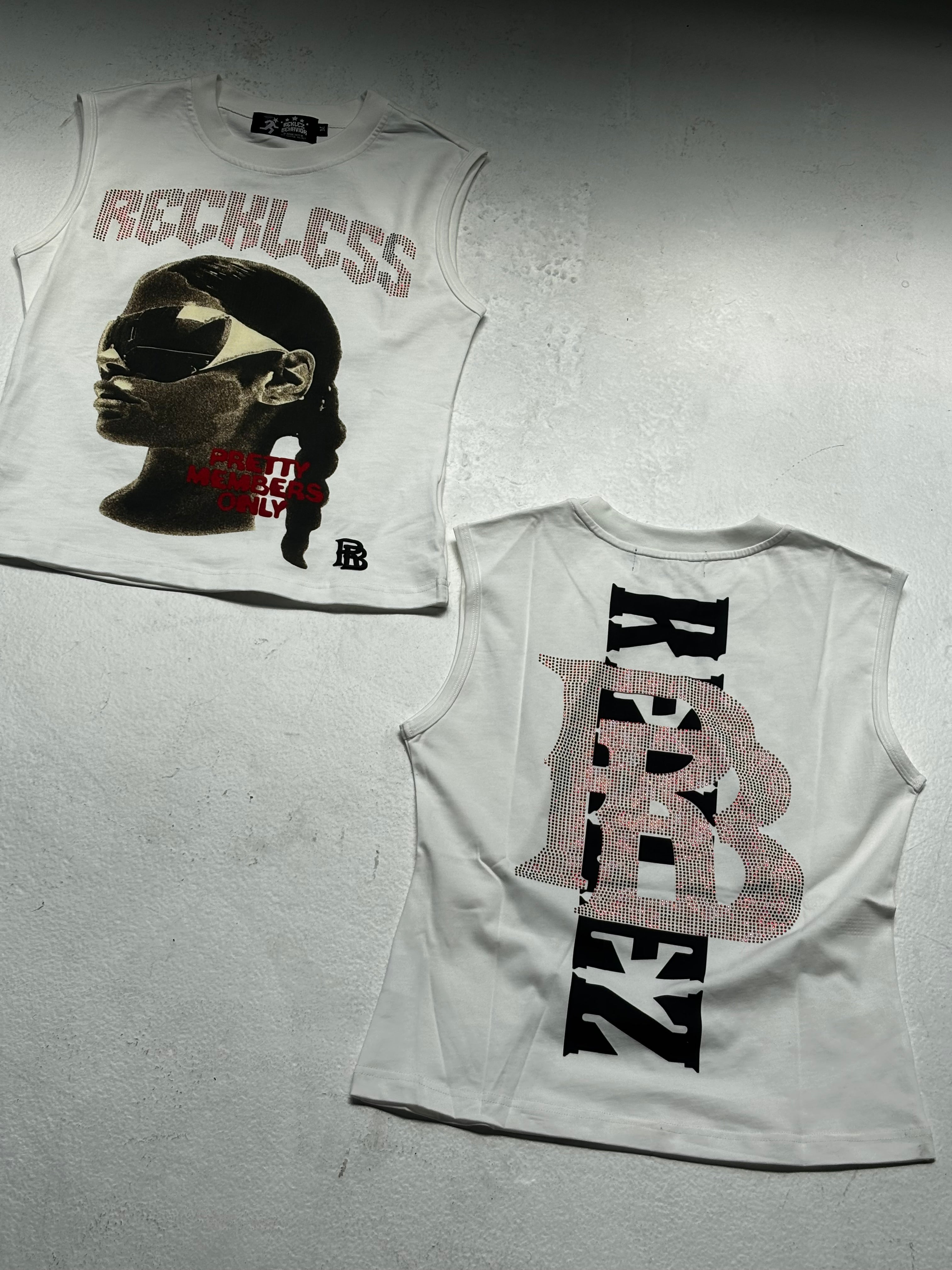 Pretty Members Only tank top (off-white)
